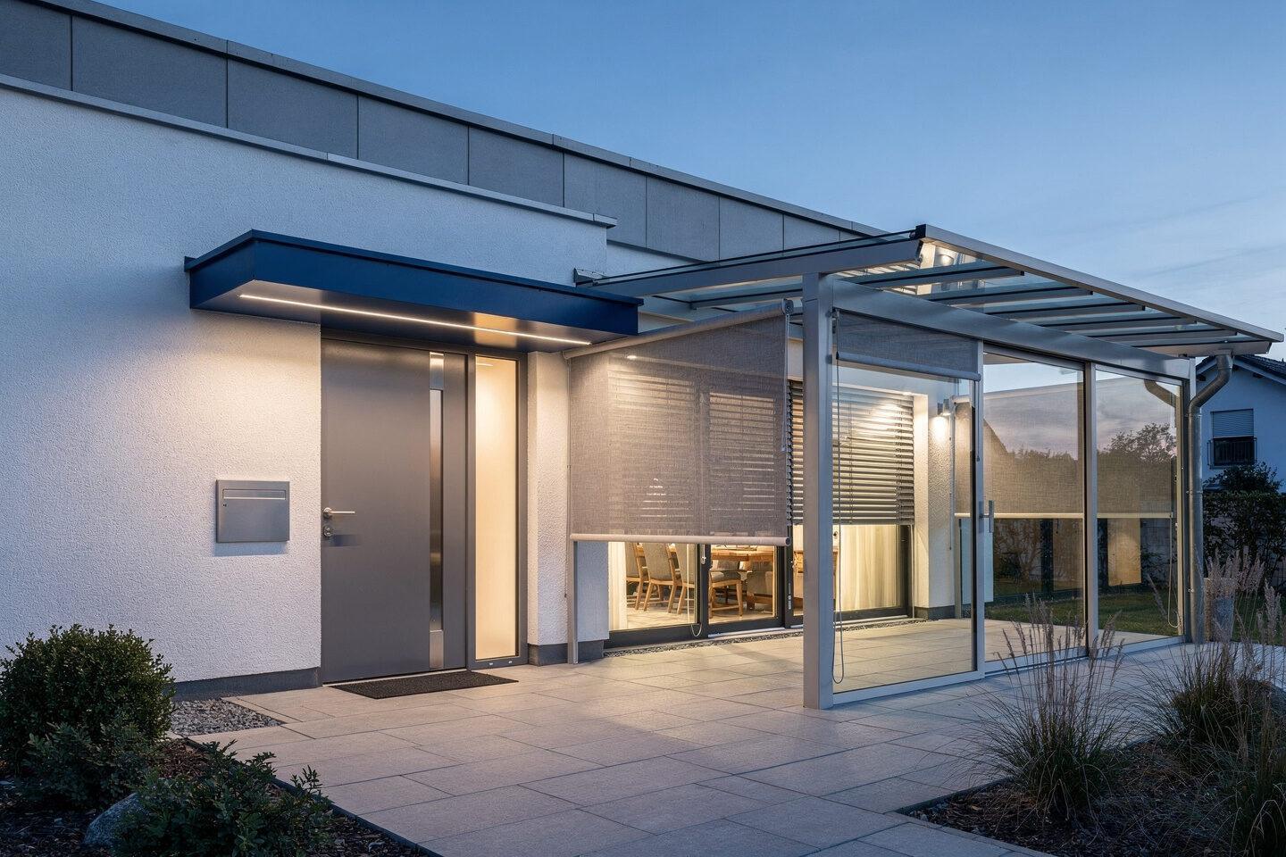 Fenster – Haustüren und Vordächer, Wintergarten und Terrassendach, Rollläden, Jalousien und Textil-Screens – Fensterbau Reutlingen