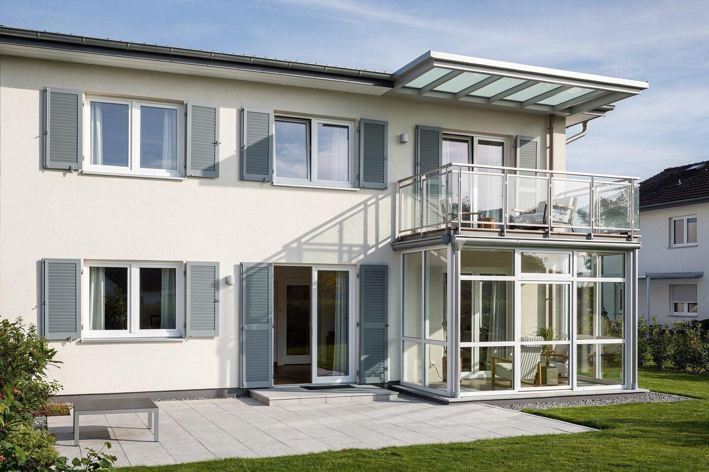 Leistungen – Fenster, Haustüren und Vordächer, Wintergarten und Terrassendach – Fensterbau Reutlingen